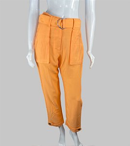 Calça laranja TAM 36 com cinto