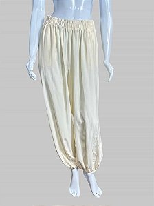 CALÇA ACETINADA OFF WHITE TAM P CÓD. 053