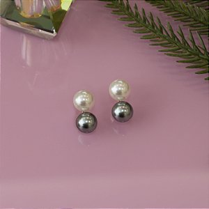 Brinco com pérolas