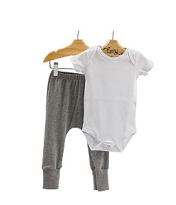 Conjunto Body Manga Curta Sem Estampa e Calça Saruel em Suedine 100% Algodão Fio Egípcio Funny T-Shirts