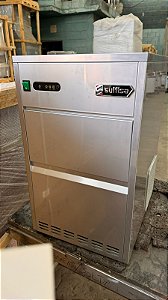 MÁQUINA DE GELO PRO 50 KGS DIA / 7 KGS COMPARTIMENTO 220V - NOVA