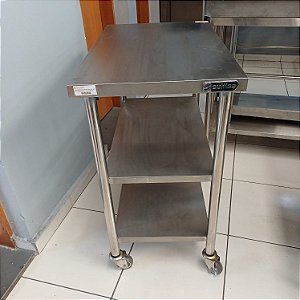 BASE DE APOIO PARA TOSTADOR DE PÃES C/ ROD. 500X800X900mm SULFISA SEMINOVO
