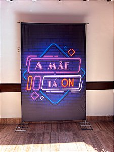 Painel Festa Retangular Para Casado 1,5x2,2m A Mãe Tá On 1