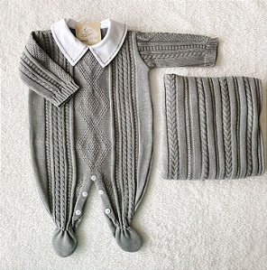 Saída Maternidade Davi em tricot cinza(Macacão + Manta)