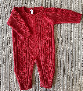 Macacão vermelho em tricot