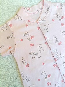 Macacão Curto Rosa Coelho