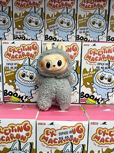 Boneca Labubu Pelúcia