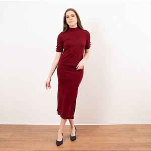Saia Midi Com Fenda