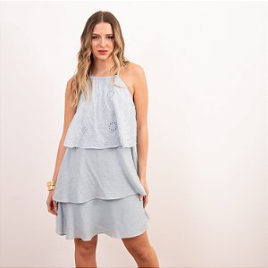 Vestido Curto Bordado com Babados