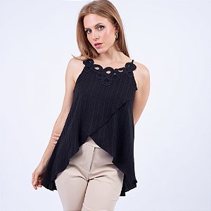 Blusa Com Alça E Guipir Assimétrica Feminina