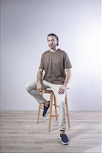Camiseta Masculina Ampla Decote Redondo