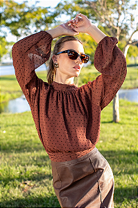 Blusa Poá Feminina Com Gola E Amarração Nas Costas