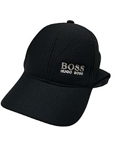 Boné inspirado no Hugo boss canelado(logo ao lado)-PRETO