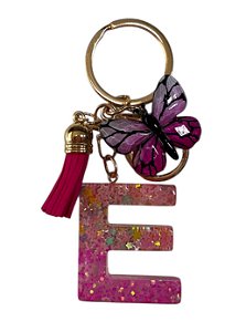 CHAVEIRO ROSA ESCURO LETRA E - (pingente borboleta)