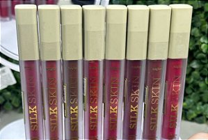 Batom Líquido Smooth Blur Silk Skin - DIVINE