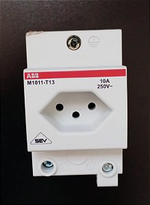 2CSM220685R0721 Tomada M1011-T13 - ABB (NOVO COM DETALHE)