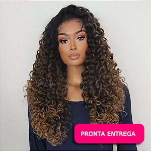 Lace Front Calista - Repartição livre 13x4 - iluminada