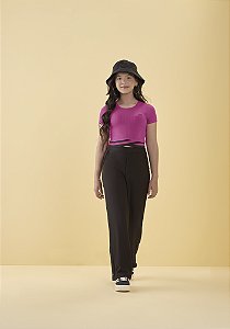 CALÇA WIDE LEG FEMININA EM MALHA DIAGONAL COM BOLSOS JUVENIL