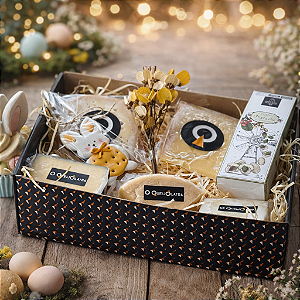 Cesta de Pascoa - 5 Queijos Artesanais + Chocolate da Amazônia + Coelhinho de Biscoito