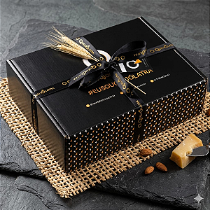 Caixa de Presente Menu Degustação 10 Queijos fracionados + Geleia + Grissini + Antepasto
