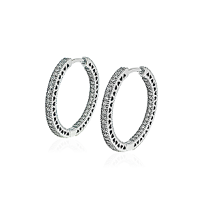 Brinco Argola Média em Prata 925 com Zircônias – 2,5 cm