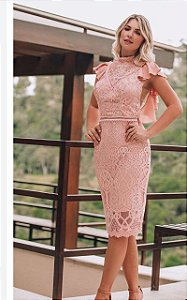 vestido midi decote profundo