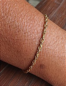 PULSEIRA BRACELETE ARO TORCIDO BANHADA A OURO 18K - AJUSTAVEL