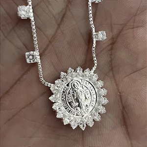 COLAR SAO BENTO COM ZIRCONIAS BANHADO A OURO OU PRATA