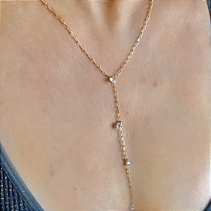 COLAR GRAVATINHA COM PONTOS DE LUZ BANHADO OURO 18 K