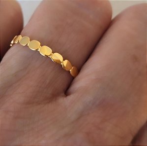 ANEL AJUSTAVEL ESFERINHAS BANHADO A OURO 18 K