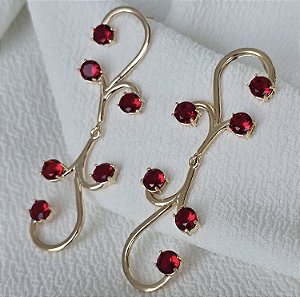 BRINCO COM ZIRCONIAS VERMELHA OU CRISTAL BANHADO A OURO 18 K