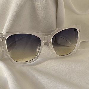OCULOS SOLAR COM PROTEÇÃO UV RETANGULAR TRANSPARENTE