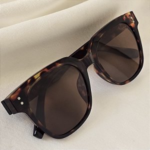 OCULOS SOLAR COM PROTEÇÃO UV - POLARIZADO QUADRADO CAMUFLADO