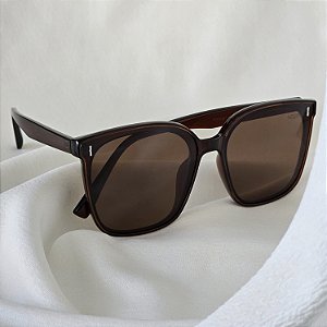 OCULOS SOLAR COM PROTEÇÃO UV - POLARIZADO MAXI MARROM