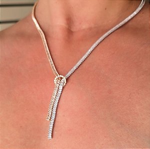COLAR GRAVATINHA COM BAGUETES DE ZIRCONIAS CRISTAL BANHADO A OURO 18 K OU PRATA