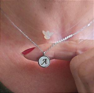 COLAR MADREPEROLA COM LETRA EM AÇO INOX - 9MM