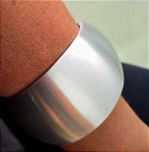 PULSEIRA BRACELETE FOSCO BANHADO A RODIO