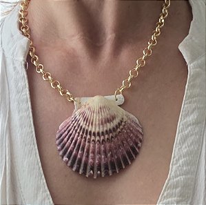 COLAR CONCHA MESCLADO COM BANHO FLASH DE OURO - M