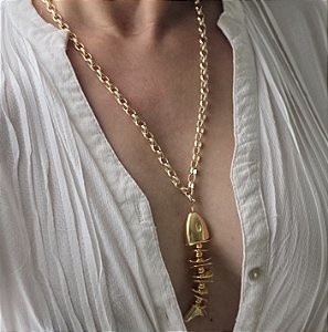 COLAR PEIXE ARTICULADO E BANHO FLASH DE OURO