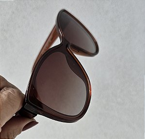 OCULOS SOLAR POLARIZADO COM PROTEÇÃO UV - MARROM DEGRADE G