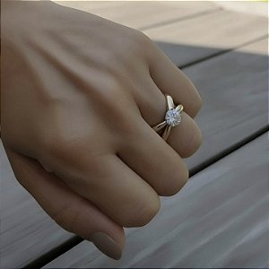 ANEL X COM ZIRCONIA OVAL BANHADO A OURO 18K