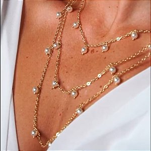 COLAR TRIPLO PEROLAS BANHADO A OURO 18K