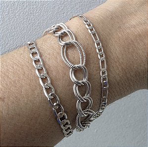 PULSEIRA TRES CORRENTES E FECHO IMA BANHADO A RODIO
