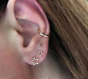 BRINCO TRIO ESTRELAS BANHADO OURO 18 K