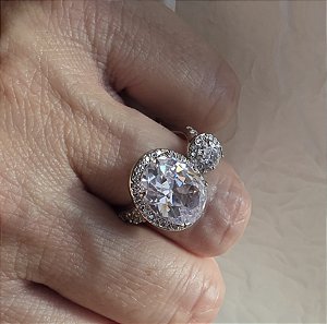 ANEL AJUSTAVEL COM ZIRCONIAS CRISTAIS BANHADO A RODIO