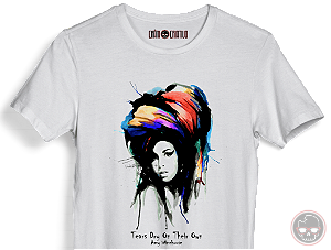 Camiseta Amy Winehouse malha 100% ALGODÃO Fio 30.1 Penteado