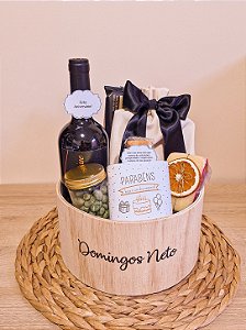 Cesta de Vinhos e Petiscos