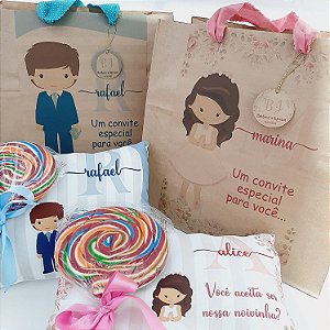 Convite LUXO - Sacola personalizada + travesseiro convite com lugar para pirulitão