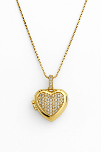 Colar relicário coração cravejado em zircônia cristal