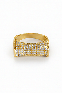 Anel de luxo cravejado em zircônia cristal transparente banhado a ouro 18k amarelo